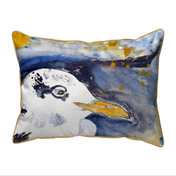 Gull Portrait Right Indoor/Outdoor Pillow