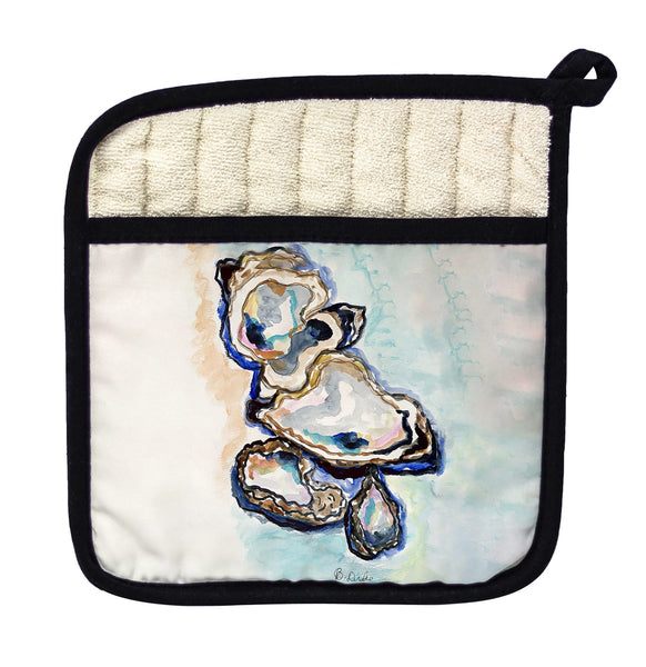 Many Oysters Pot Holder